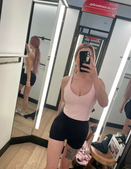 kaylan adult model pictures