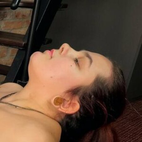 M Lady69 nice model gallery