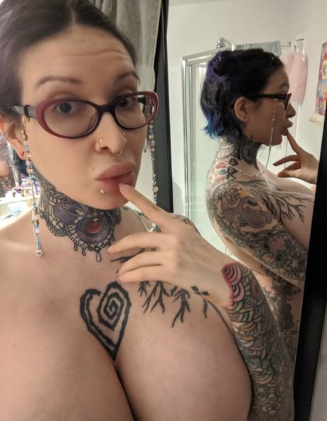 Ariane Saint Amour s model pics