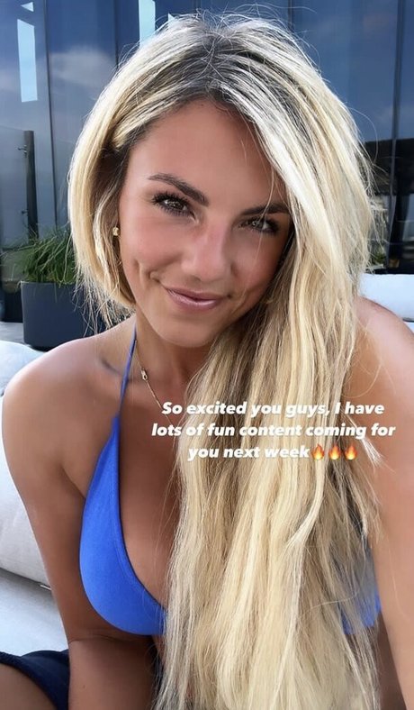 Annie Agar pornographic actress img