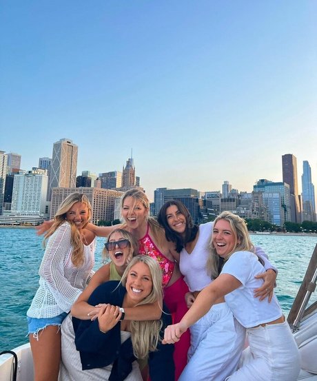 Annie Agar adult actress pics