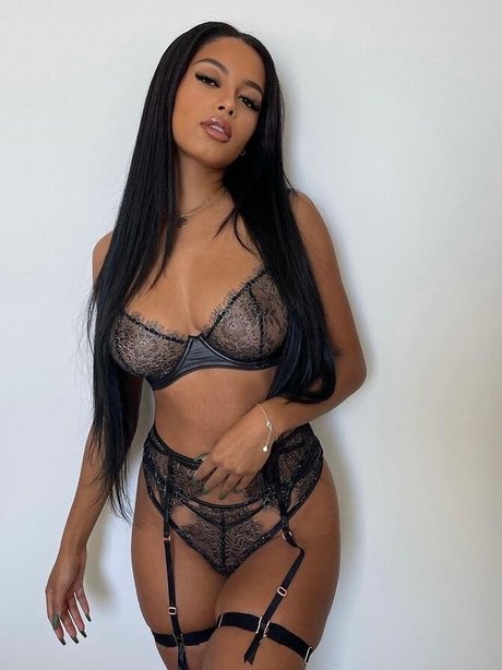 small onlyfans free pictures