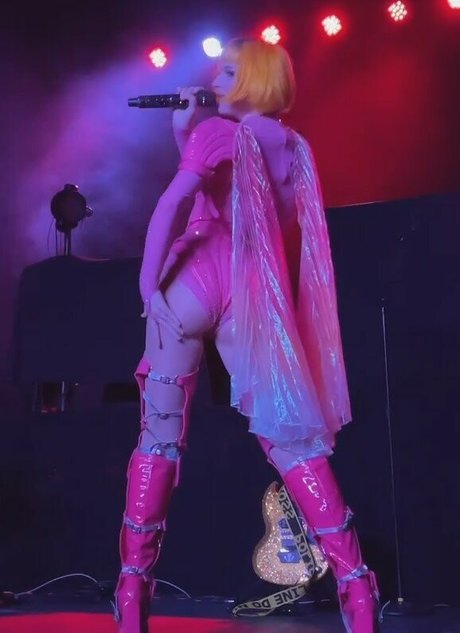 Tessa Violet pornstar free picture