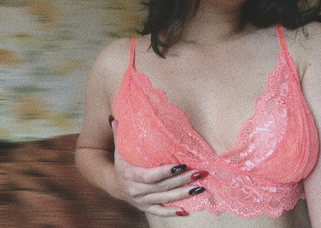 mermariel nudes actress pictures