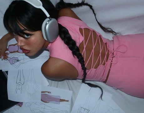 cute ass onlyfans pornographic image