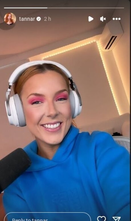 Tannar Eacott hd model pic