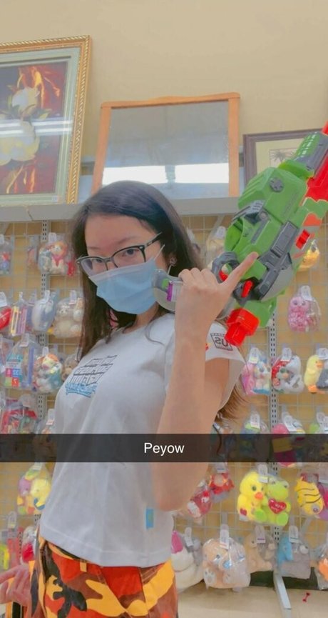 Fruitypoppin nudes actress img