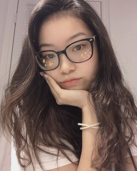 Fruitypoppin nude pornstar archive