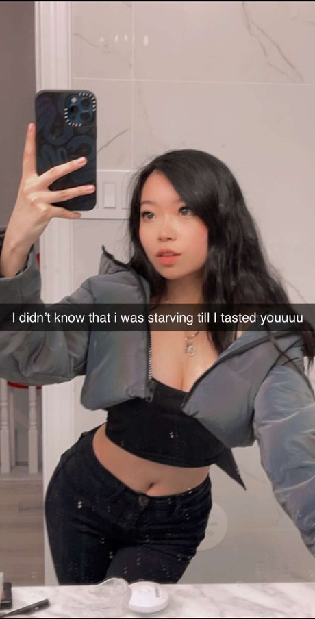 Fruitypoppin star erotic pics