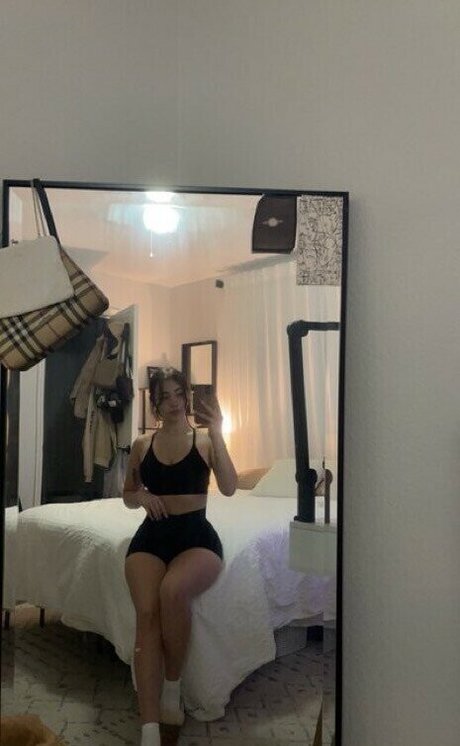 niaarellano model hd archive