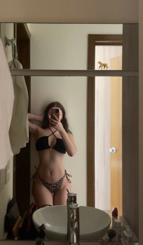 niaarellano xxx star galleries