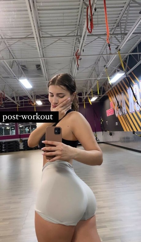 niaarellano pornographic star pic