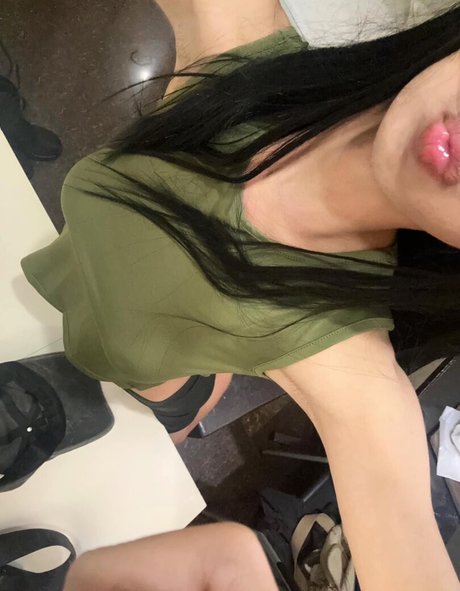 Arihienna hot pornstar photo