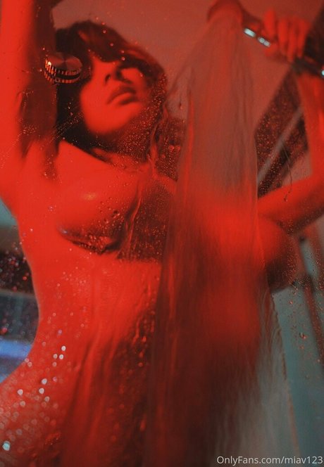 Mia Valentine star pretty gallery