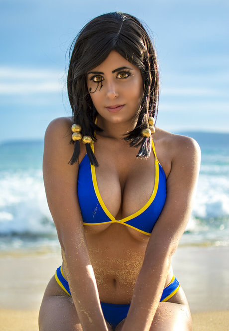 Khainsaw naked pornstar photo