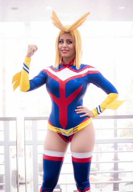 Khainsaw beautiful model archive