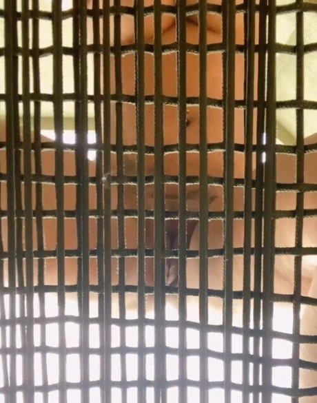 Mala Pink naked star gallery