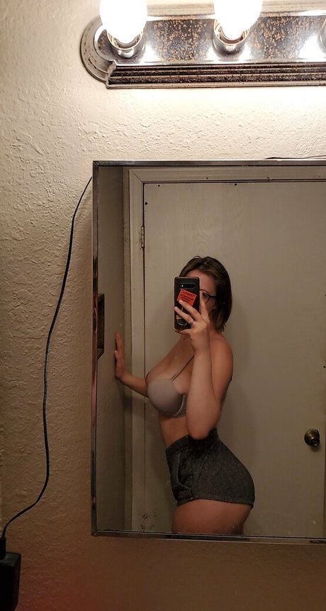 beautiful teen onlyfans hd picture