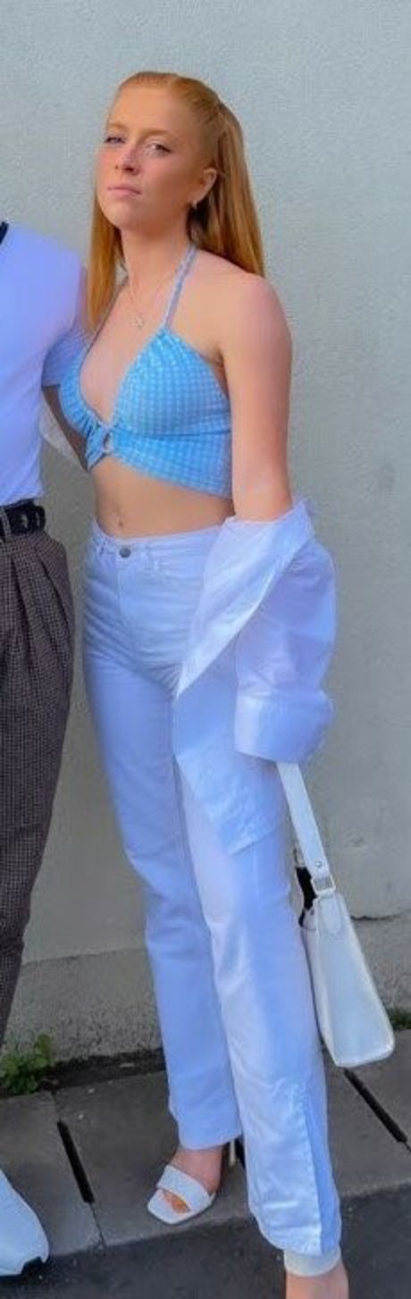 Rosyshimmer model porn images