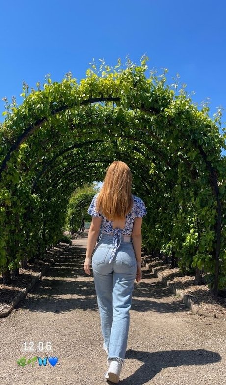 Rosyshimmer free star picture