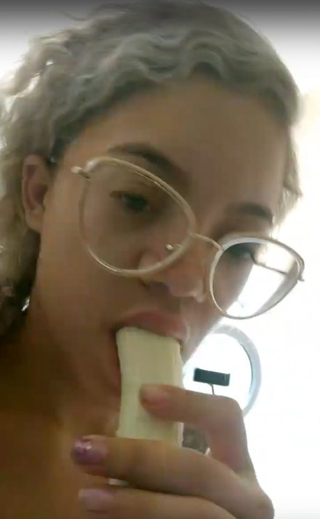 Yasmin Alves hd model photos