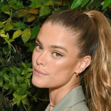 Nina Adgal sexy star picture