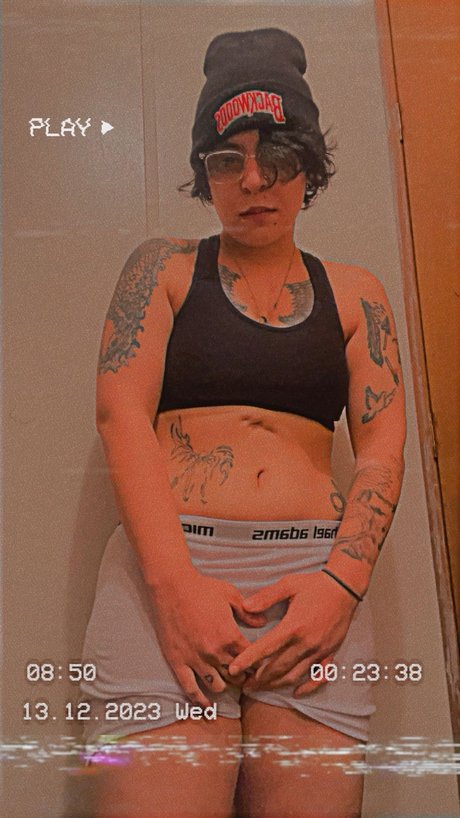 Jordan Riley model nice galleries