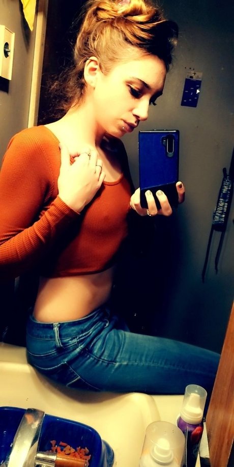 Octavia Smoak naked actress archive