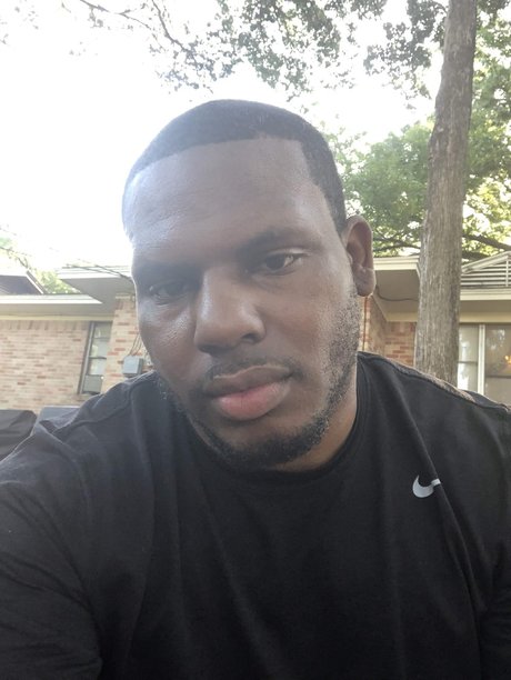 Grind24 7 365 star nude photos