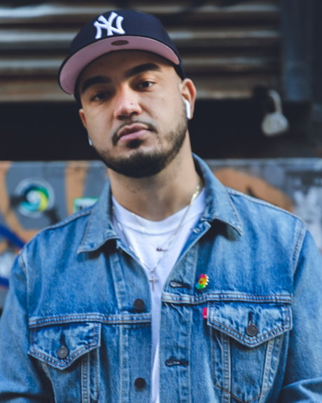 Sneek nude star gallery