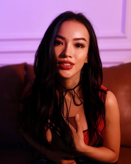 Rosie Tr sex model galleries