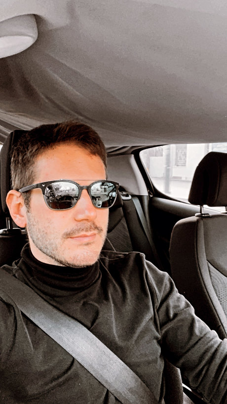 Petros perfect model photo