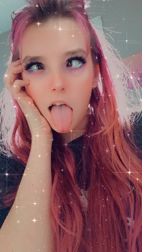 Kimmie Peach xxx model pictures