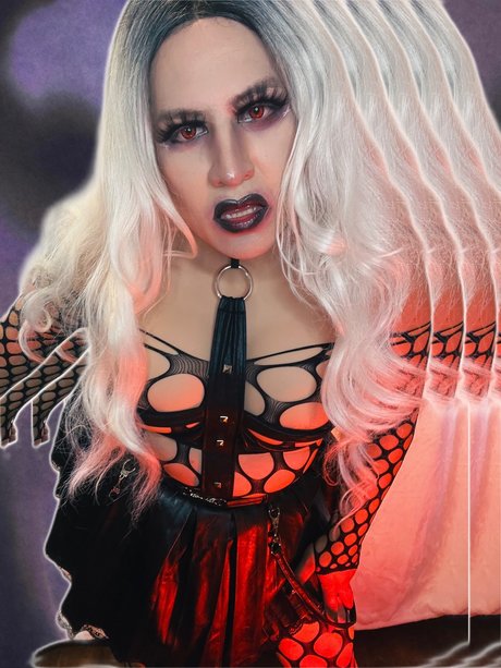 Pagan Woods art star image