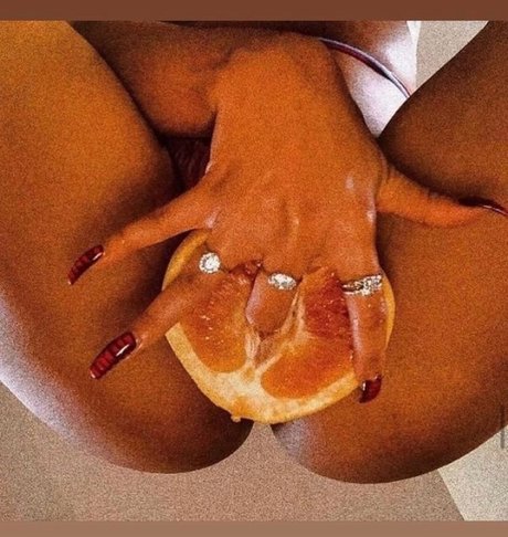 bbw lesbian onlyfans pretty gallery