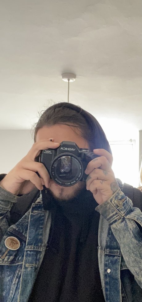 Oscar Wilde model top archive