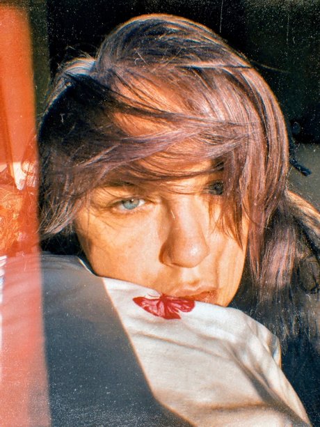 Orla Blue top model image