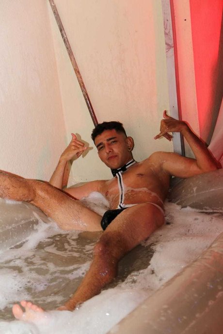 JasonS hot model photo