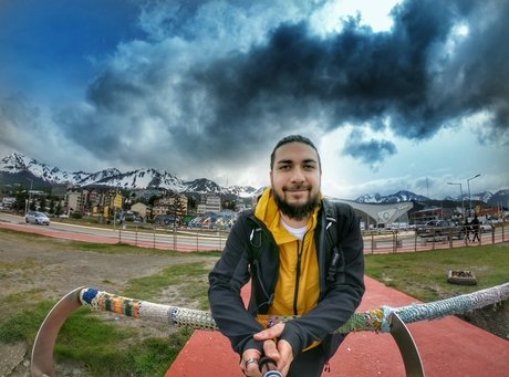 Omar Flores free model pictures