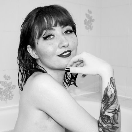 F cked Up high quality model photo