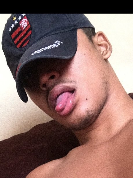 pauulinho star adult photo