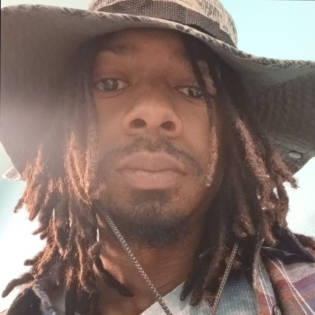 PoseIdaDon model nudes image