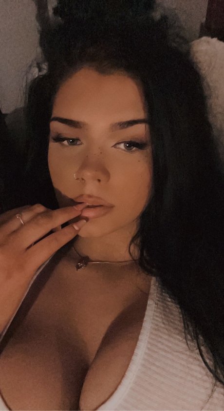 pookie_ model naked photo