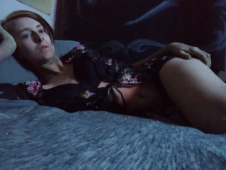 P nutbrittle doesart sex model picture