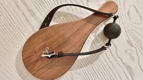 Please Me Flora model pornographic image