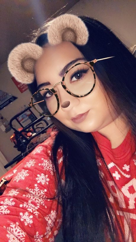 Thiccc Mexican Queen_ art model img