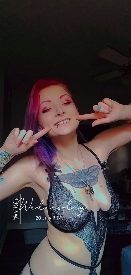 Pixie Bluee beautiful actress pictures