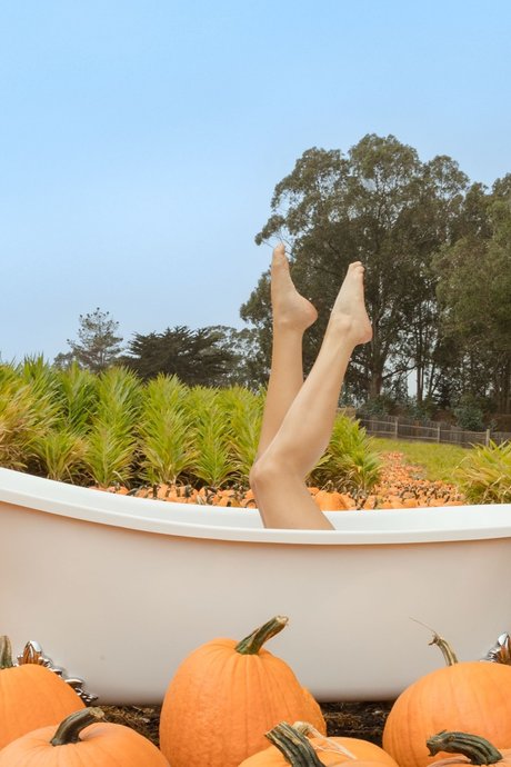 college girl onlyfans beautiful photo