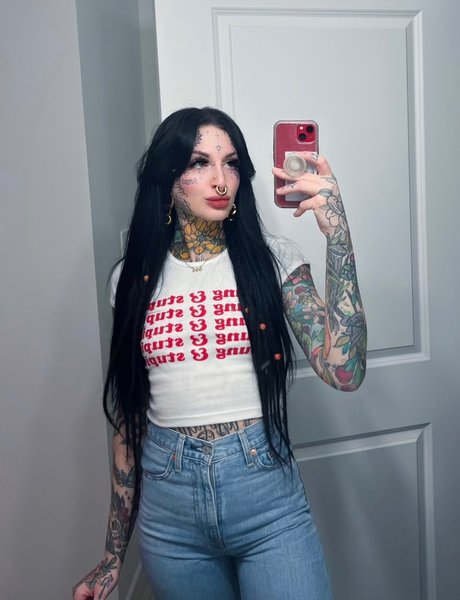 PiixiequeenFREE star porn photo