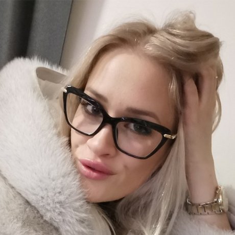 phenomemom model pretty images